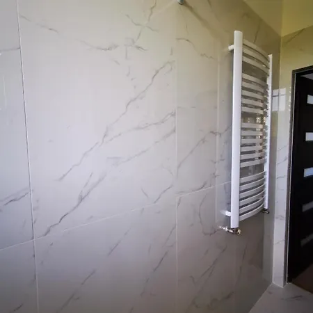 Apartment Koral Chotomow